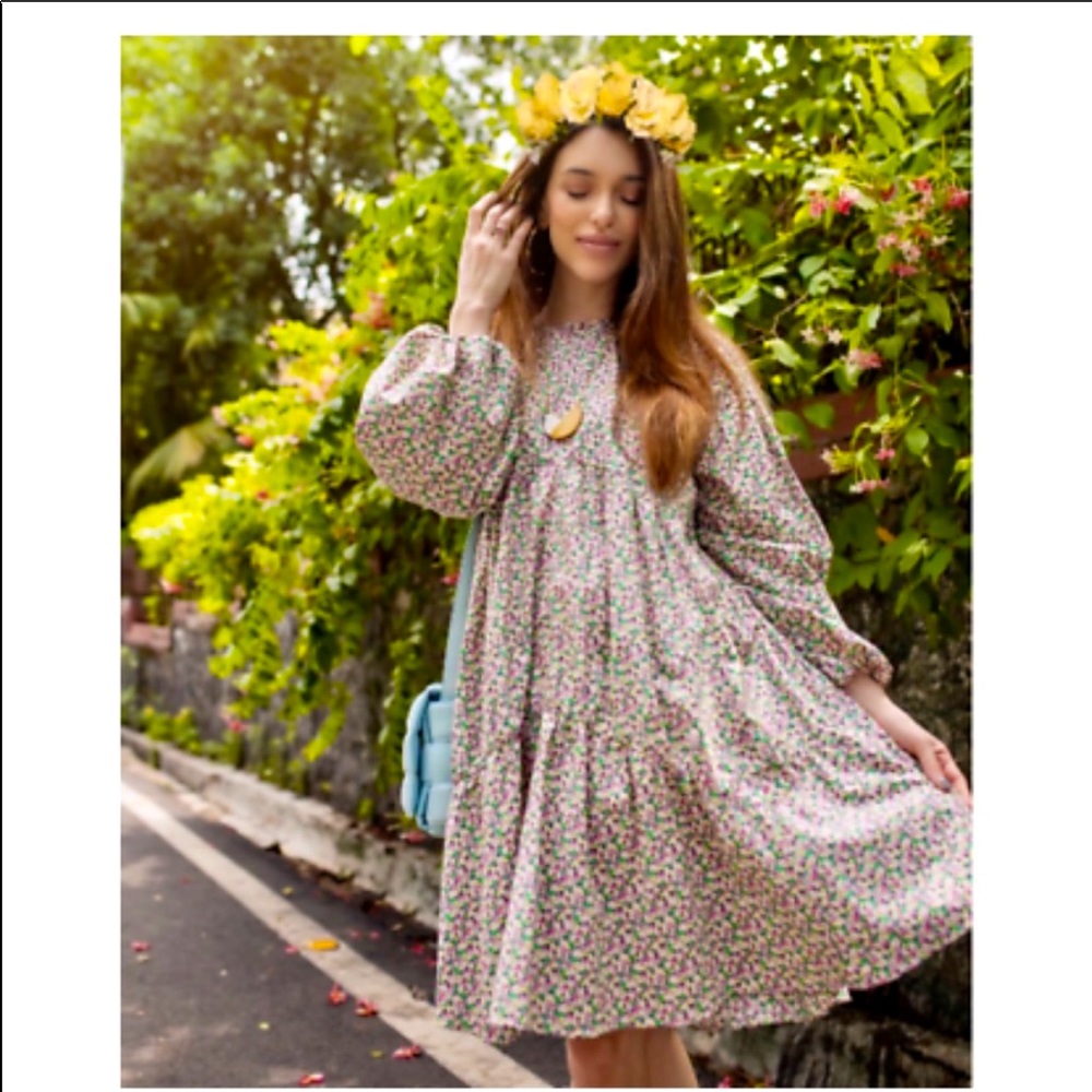 H&M Floral oversized A line Mini Full sleeve Dress - Picture 5 of 16